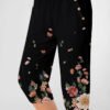 8519bc6f0ffc4228b919a67eb7486202-1.jpg Plus Size Casual Black Plant Floral Print Pocket Capris Pants