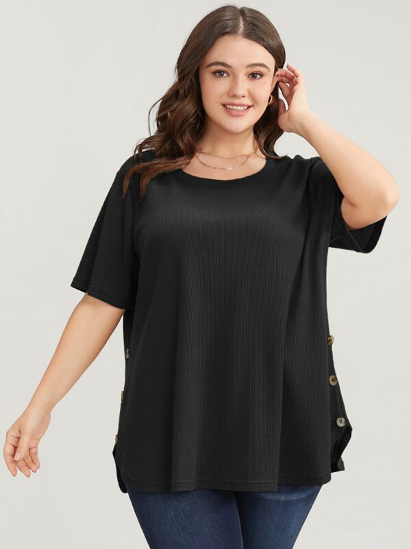 Plain Round Neck Button Detail Waffle Knit Tee